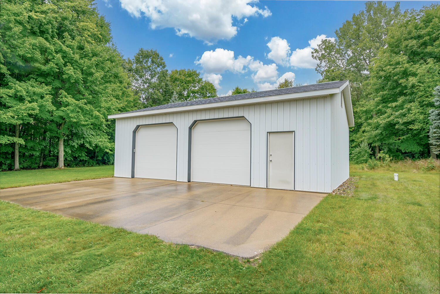 2591 West Thar Road Coloma, MI 49038 - Photo 31 of 36 WM2591thar-36