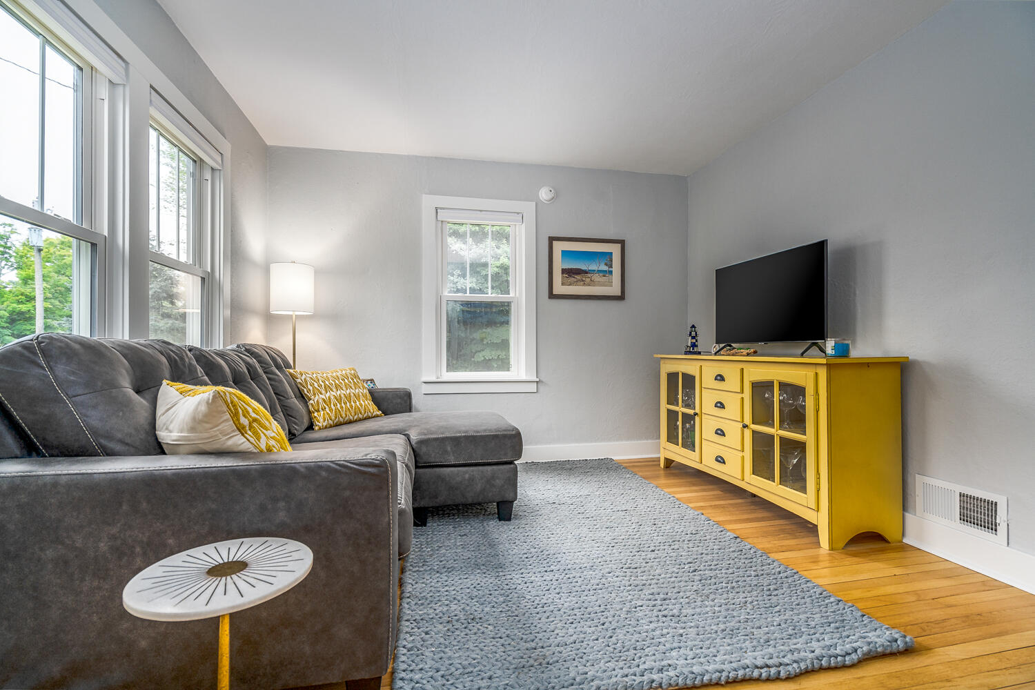 2591 West Thar Road Coloma, MI 49038 - Photo 7 of 36 WM2591thar-12