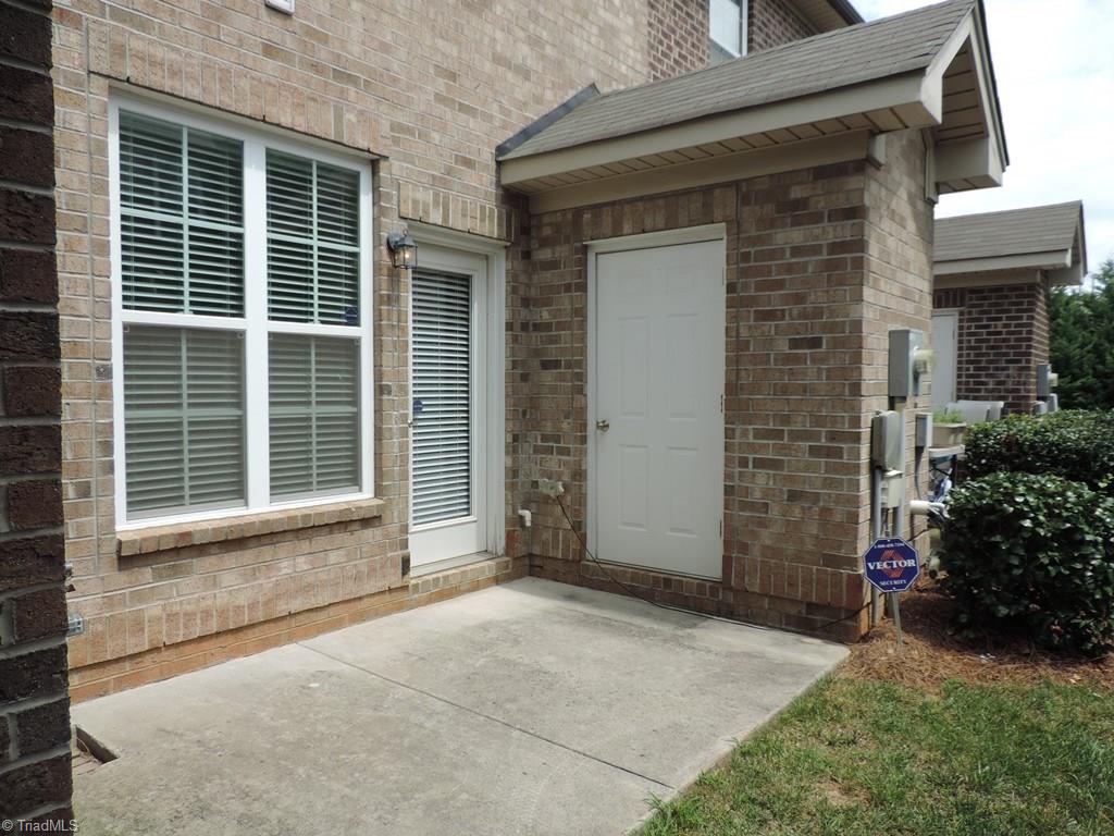3760 Shadow Ridge Drive High Point, NC 27265 - Photo 2 of 15 Gallery Image 2