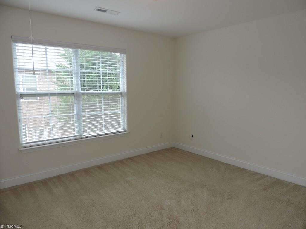 3760 Shadow Ridge Drive High Point, NC 27265 - Photo 13 of 15 Gallery Image 13