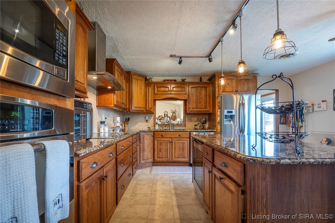 1127 Crone Road Memphis, IN 47143 - Photo 21 of 77 Fabulous updated and remodelled kitchen with tile