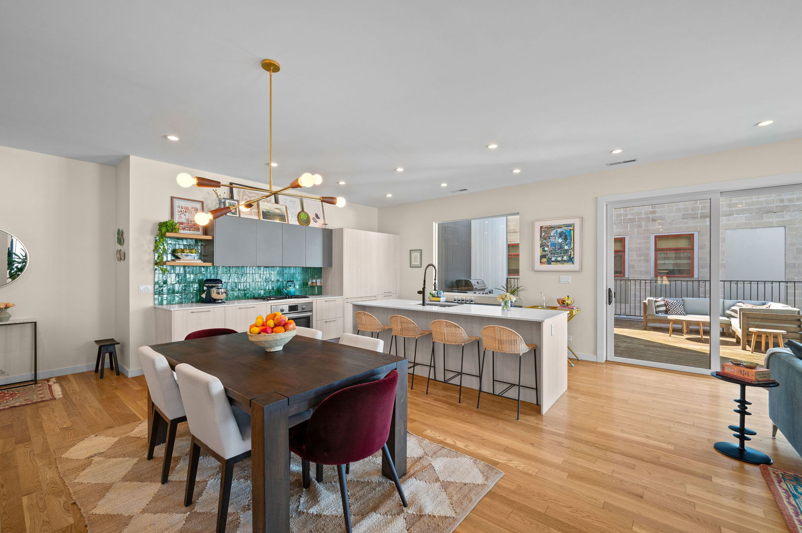 2016 West Rice Street, Unit 202 Chicago, IL 60622 - Photo 7 of 20