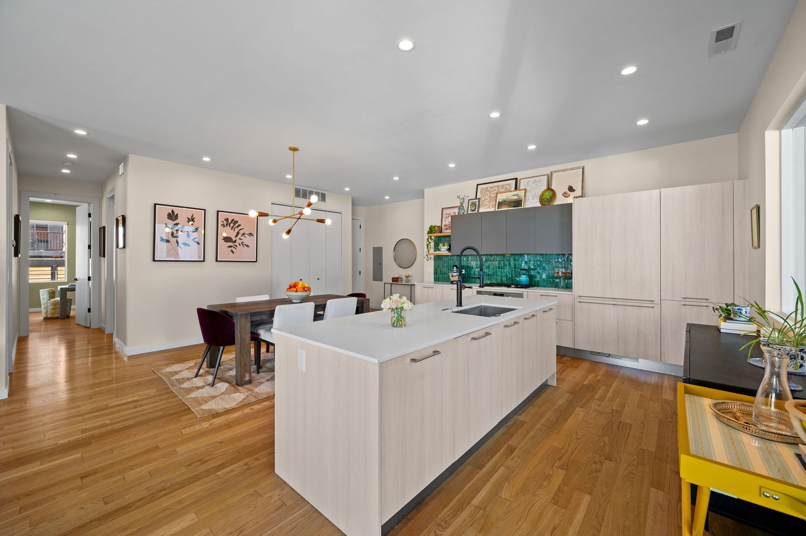 2016 West Rice Street, Unit 202 Chicago, IL 60622 - Photo 8 of 20