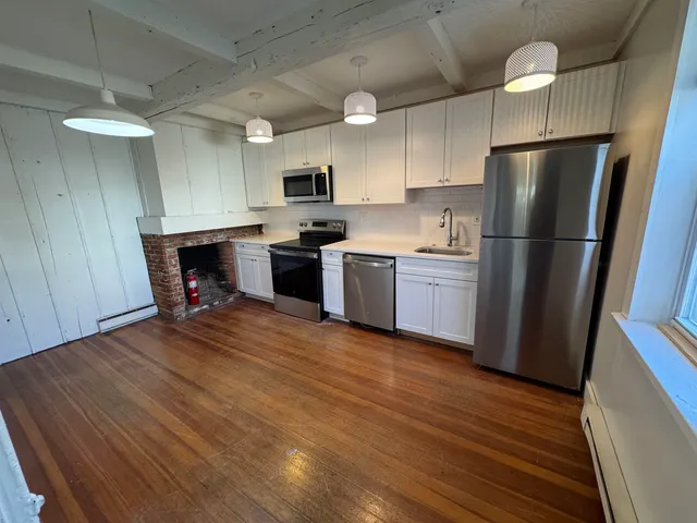 $2,000 | 134 Washington Street, Keene, NH 03431