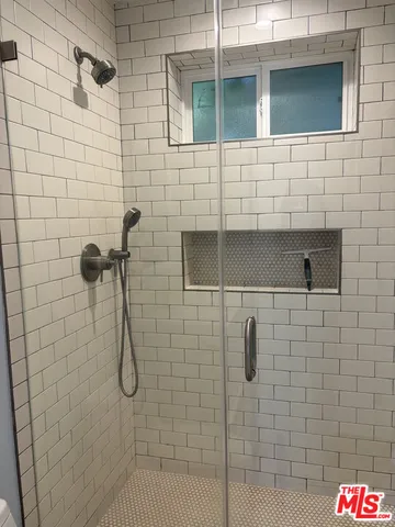 $2,100 | 4411 Radford Avenue, Studio City, CA 91607