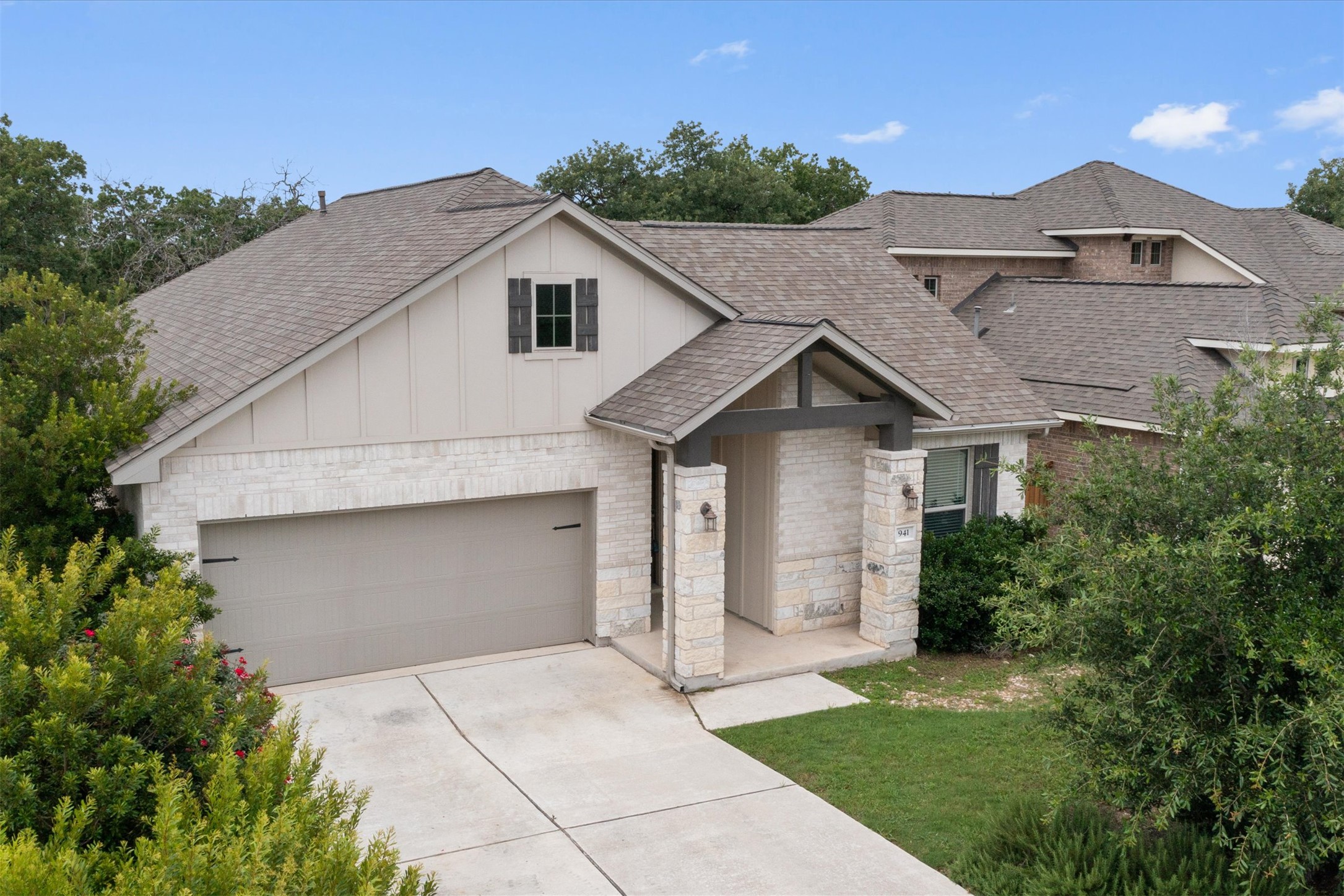 941 Del Raphael Drive Leander, TX 78641 - Photo 26 of 31 The location puts you right in the middle of the action, with the best local dining and shopping spots in Cedar Park and Leander just a short drive away