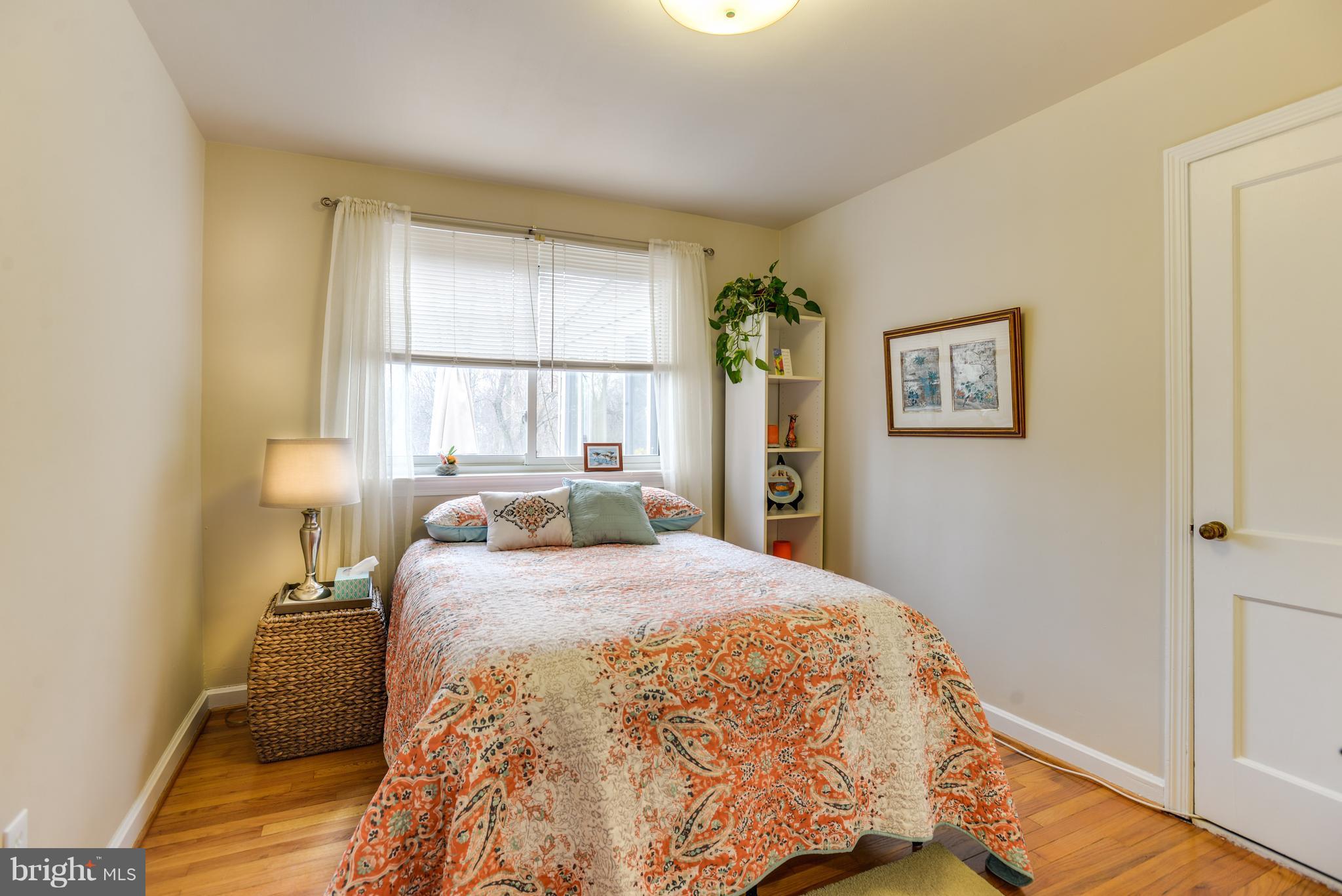 2406 Hayden Drive Silver Spring, MD 20902 - Photo 13 of 30 2nd bedroom