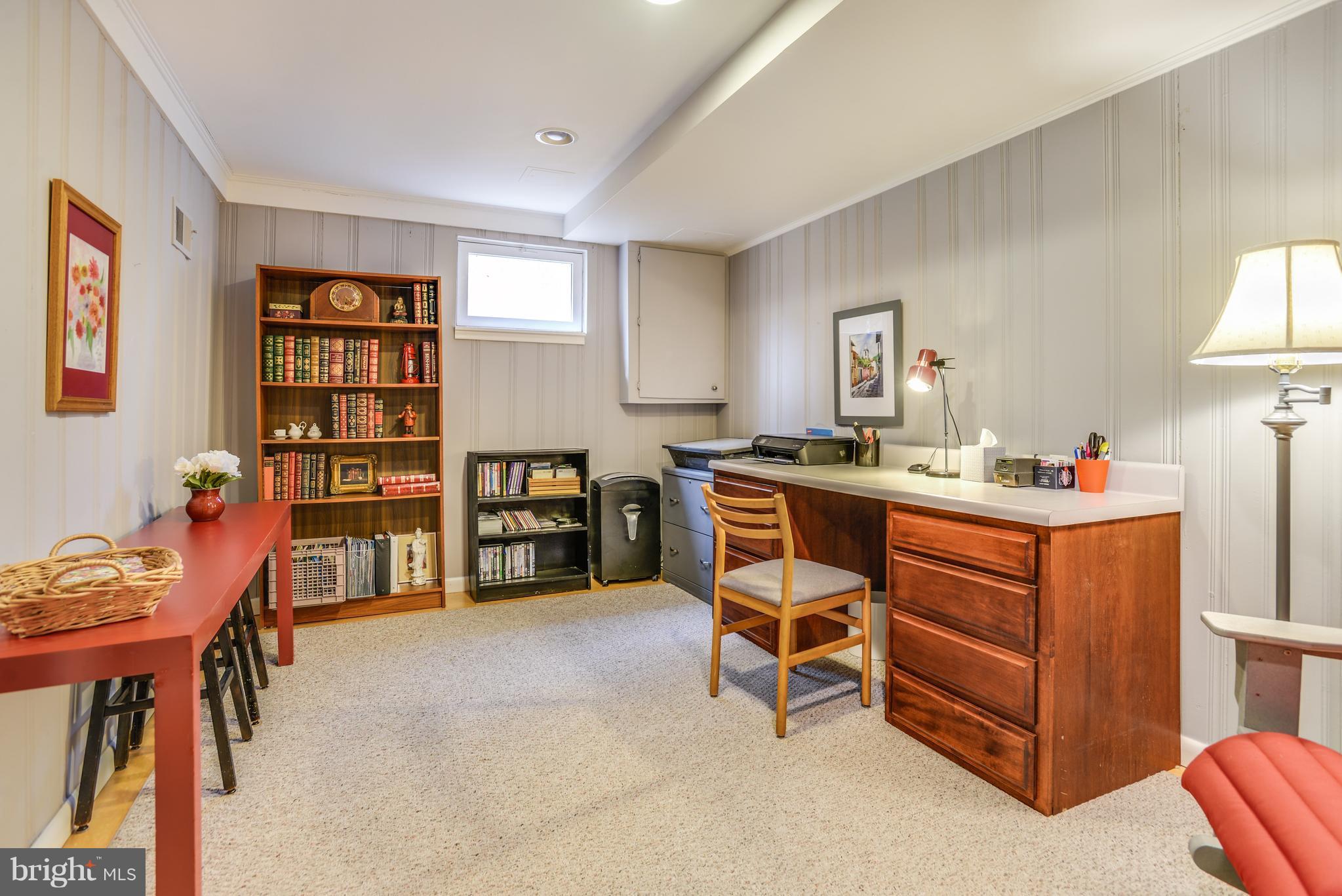 2406 Hayden Drive Silver Spring, MD 20902 - Photo 22 of 30 Office space with a closet