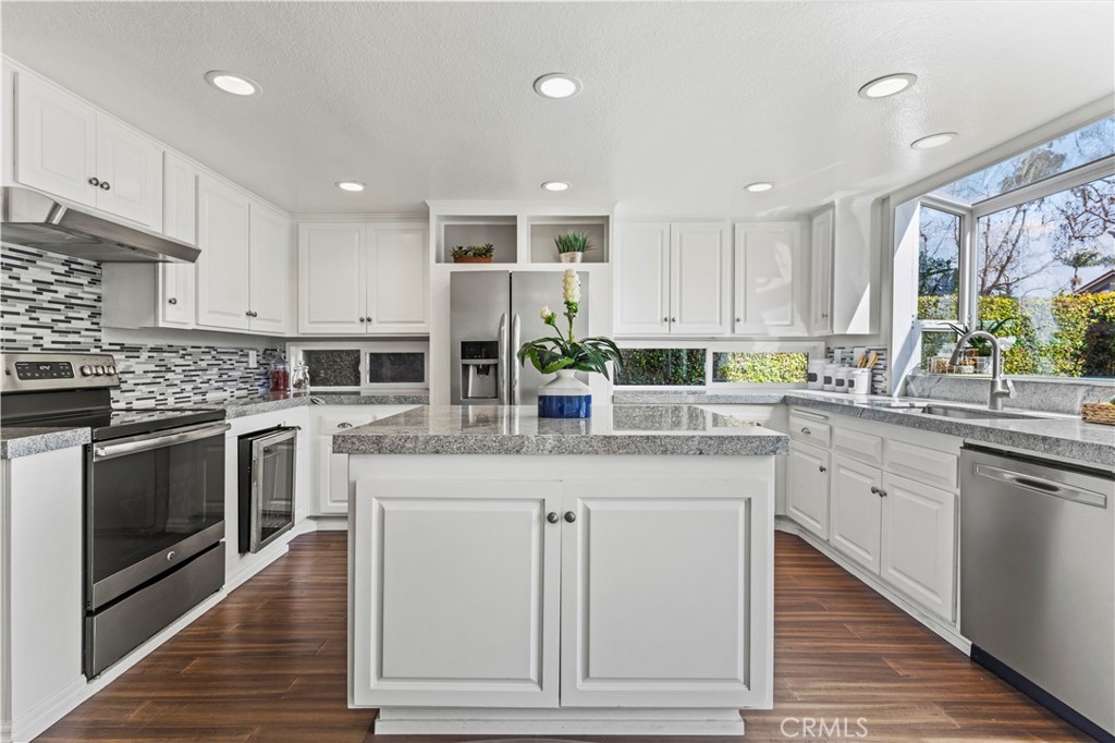 13 Recodo Irvine, CA 92620 - Photo 19 of 71