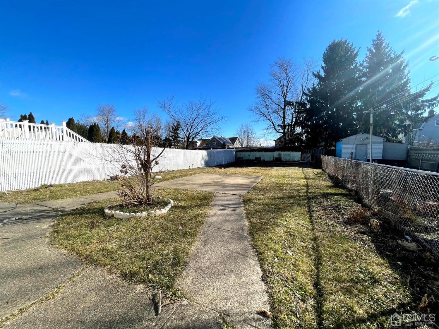 270 Rector Street Perth Amboy, NJ 08861 - Photo 14 of 14 a view of a yard with an house