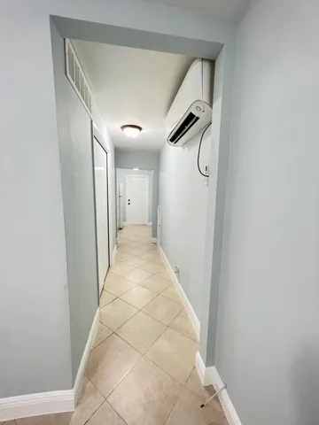 $1,400 | 508 57th Street, Unit 4, West Palm Beach, FL 33407