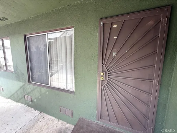 $1,625 | 10234 Woodworth Avenue, Unit 2, Inglewood, CA 90303