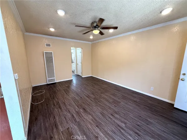 $1,625 | 10234 Woodworth Avenue, Unit 2, Inglewood, CA 90303