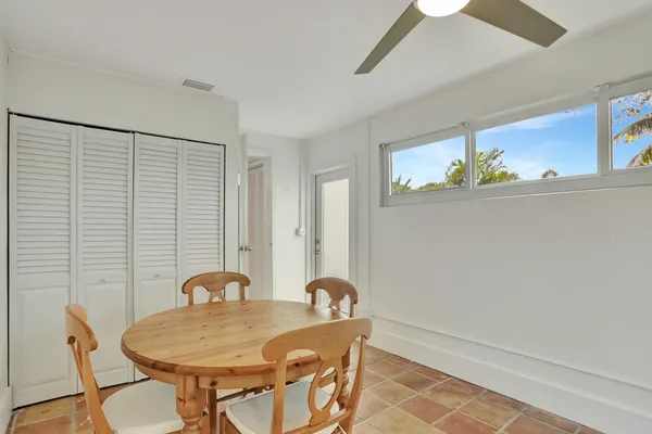 $5,000 | 400 Southeast 5th Court, Pompano Beach, FL 33060