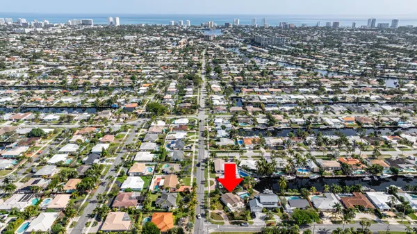 $5,000 | 400 Southeast 5th Court, Pompano Beach, FL 33060