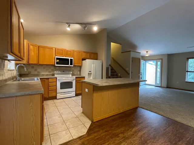 $2,975 | 6442 Urich Terrace, Madison, WI 53719