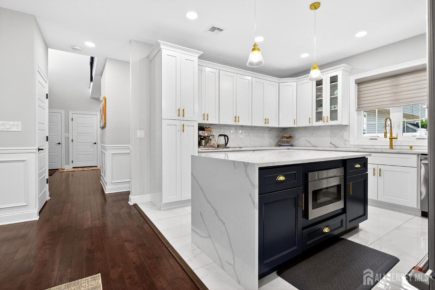 51 Runyon Avenue Edison, NJ 08817 - Photo 12 of 51