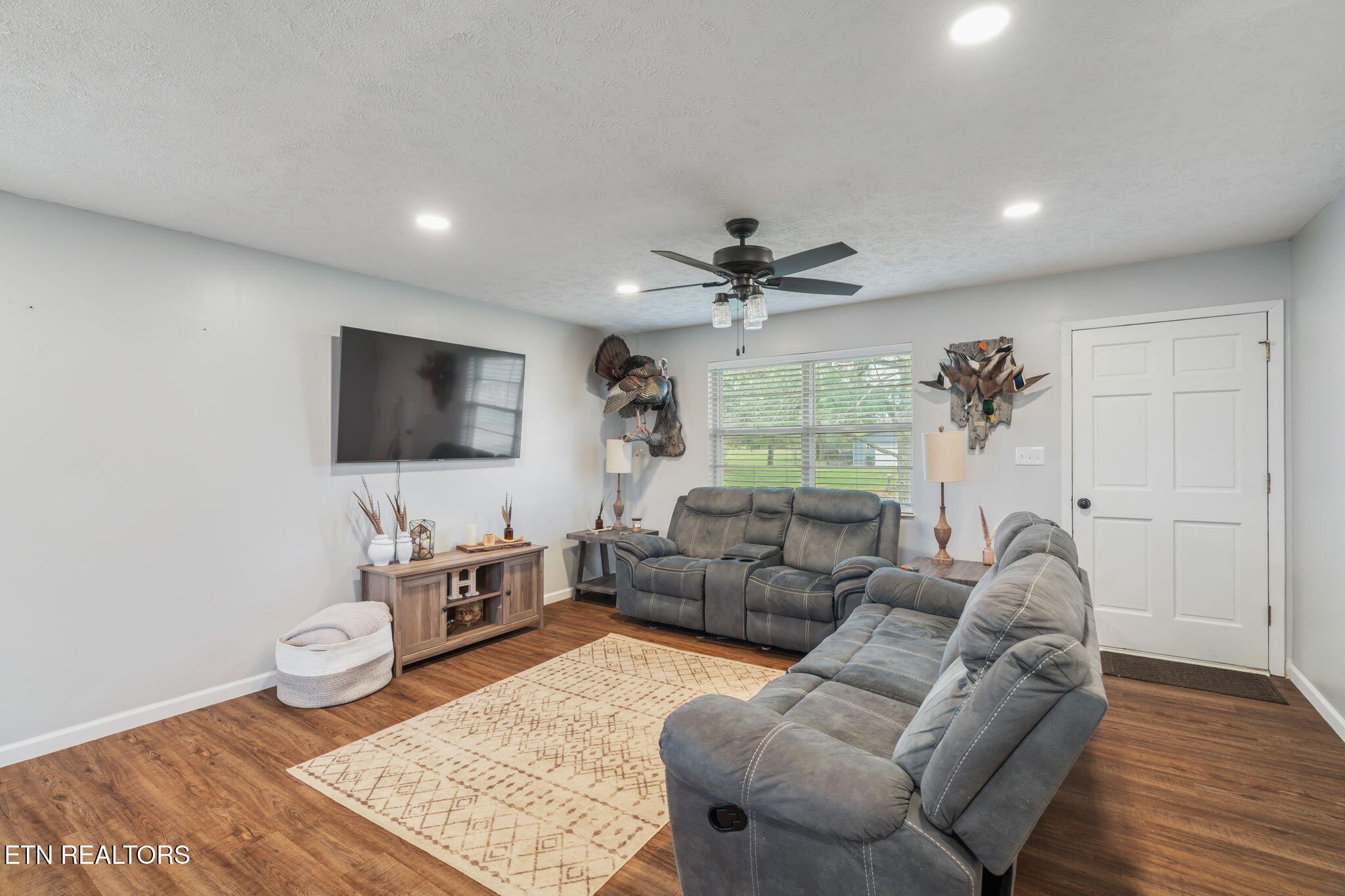 258 Meadow Brook Road Sweetwater, TN 37874 - Photo 4 of 54 Gallery Image 4