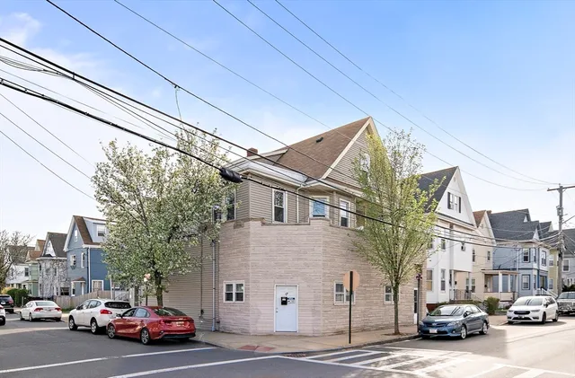 $4,500 | 37 Union Street, Unit 2, Everett, MA 02149