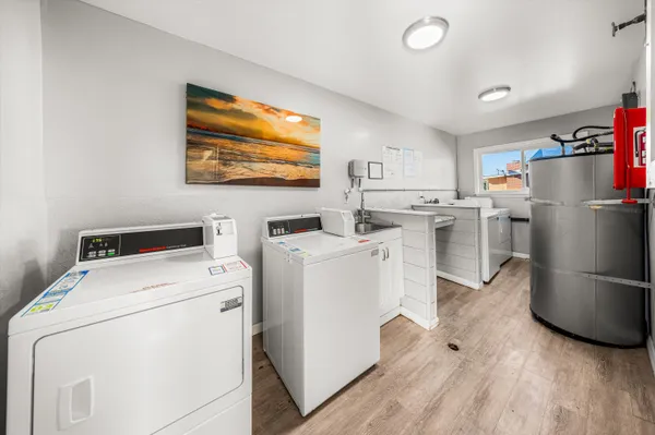 a view of kitchen and washer and dryer
