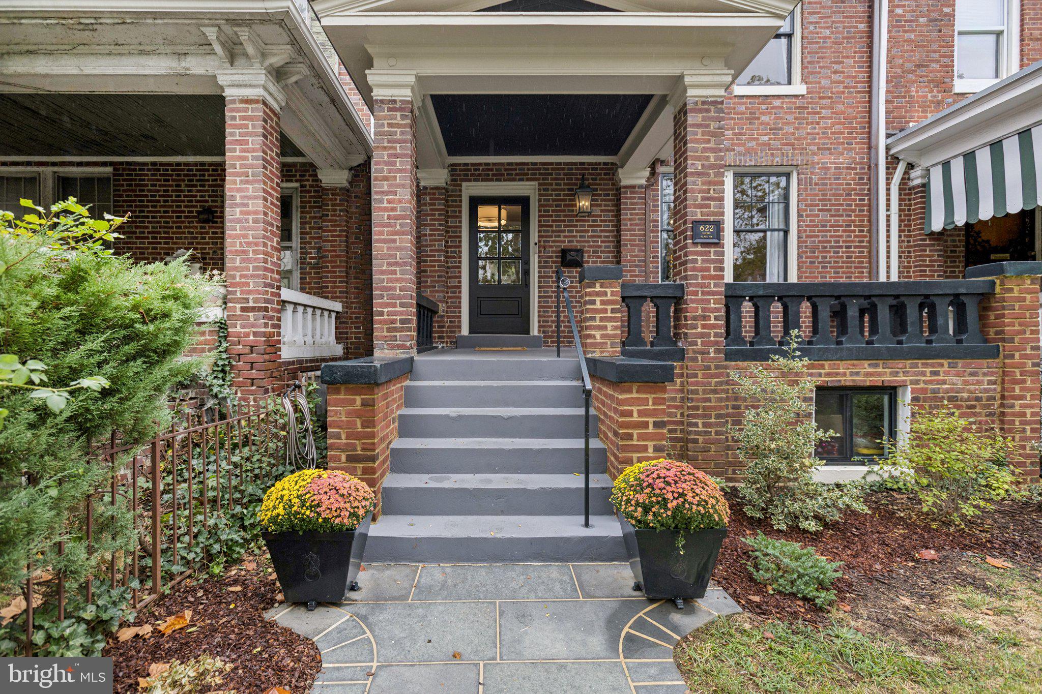 622 Quebec Place Northwest Washington, DC 20010 - Photo 2 of 29