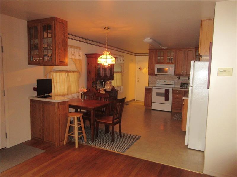 64 Old York Road Washington, PA 15301 - Photo 3 of 22