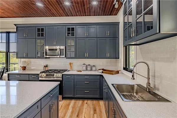 $649,000 | 1518 Moxley Ridge Road, Sparta, VA 28675