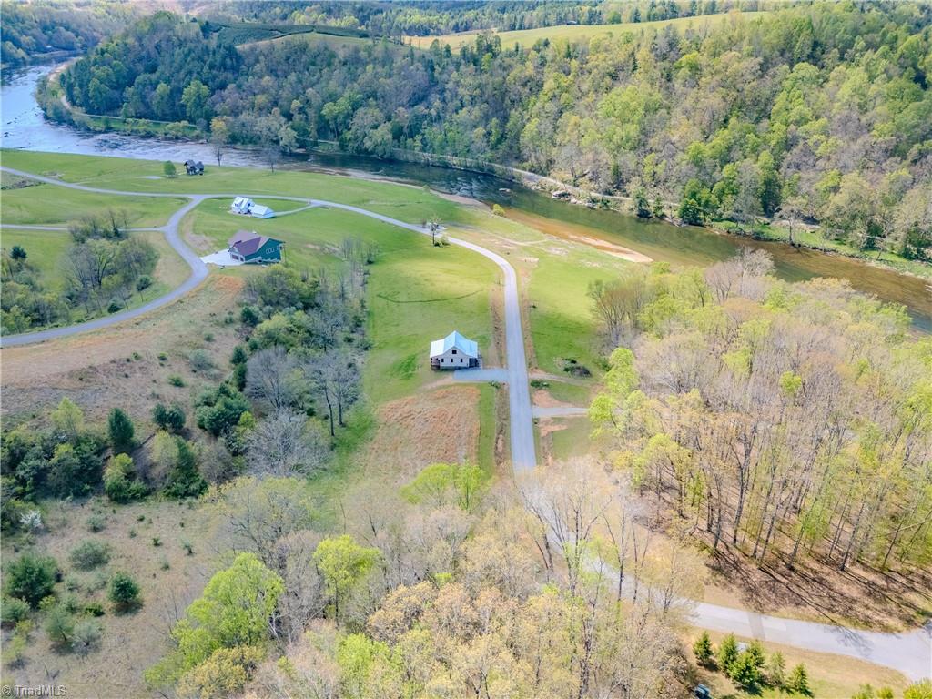 1518 Moxley Ridge Road Sparta, VA 28675 - Photo 31 of 46