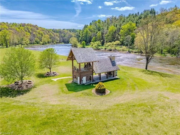 $649,000 | 1518 Moxley Ridge Road, Sparta, VA 28675