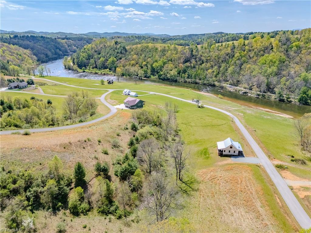 1518 Moxley Ridge Road Sparta, VA 28675 - Photo 38 of 46