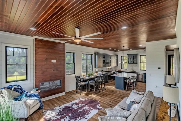 $649,000 | 1518 Moxley Ridge Road, Sparta, VA 28675