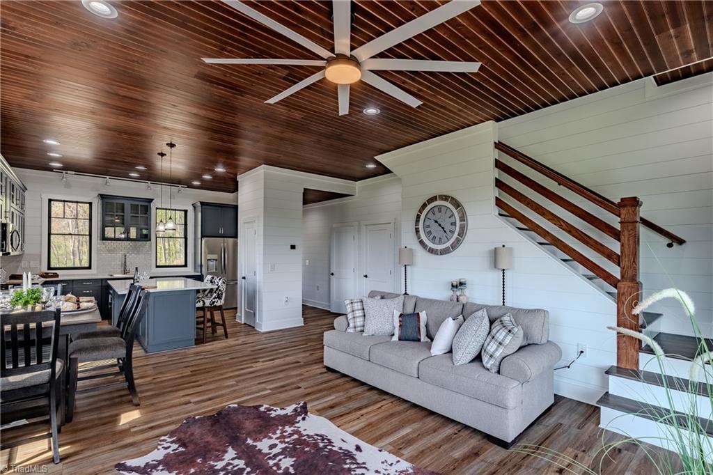 1518 Moxley Ridge Road Sparta, VA 28675 - Photo 8 of 46