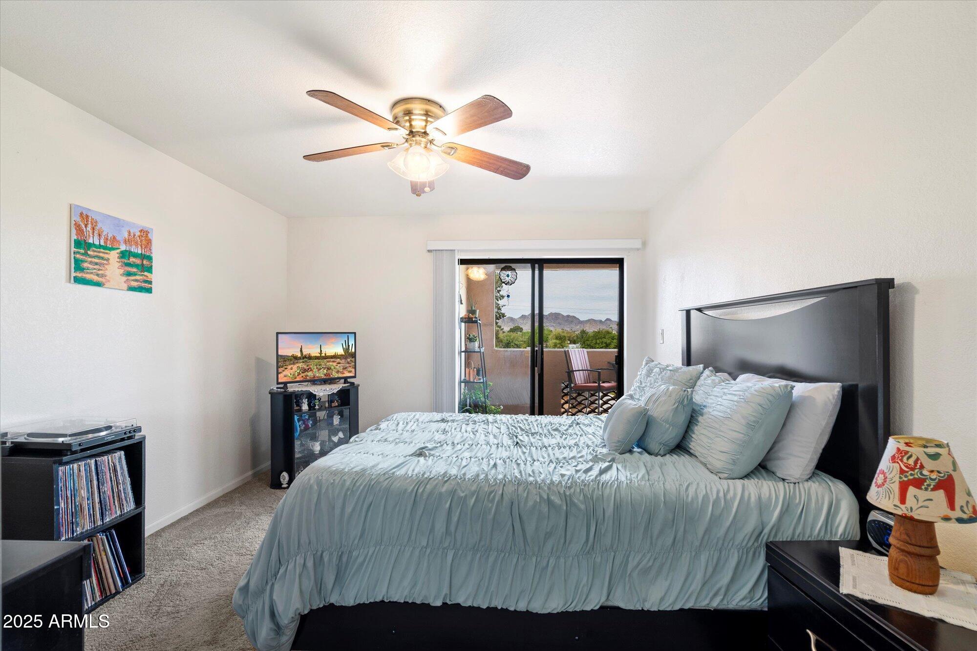 4141 North 31st Street, Unit 326 Phoenix, AZ 85016 - Photo 17 of 28 Primary Bedrooom