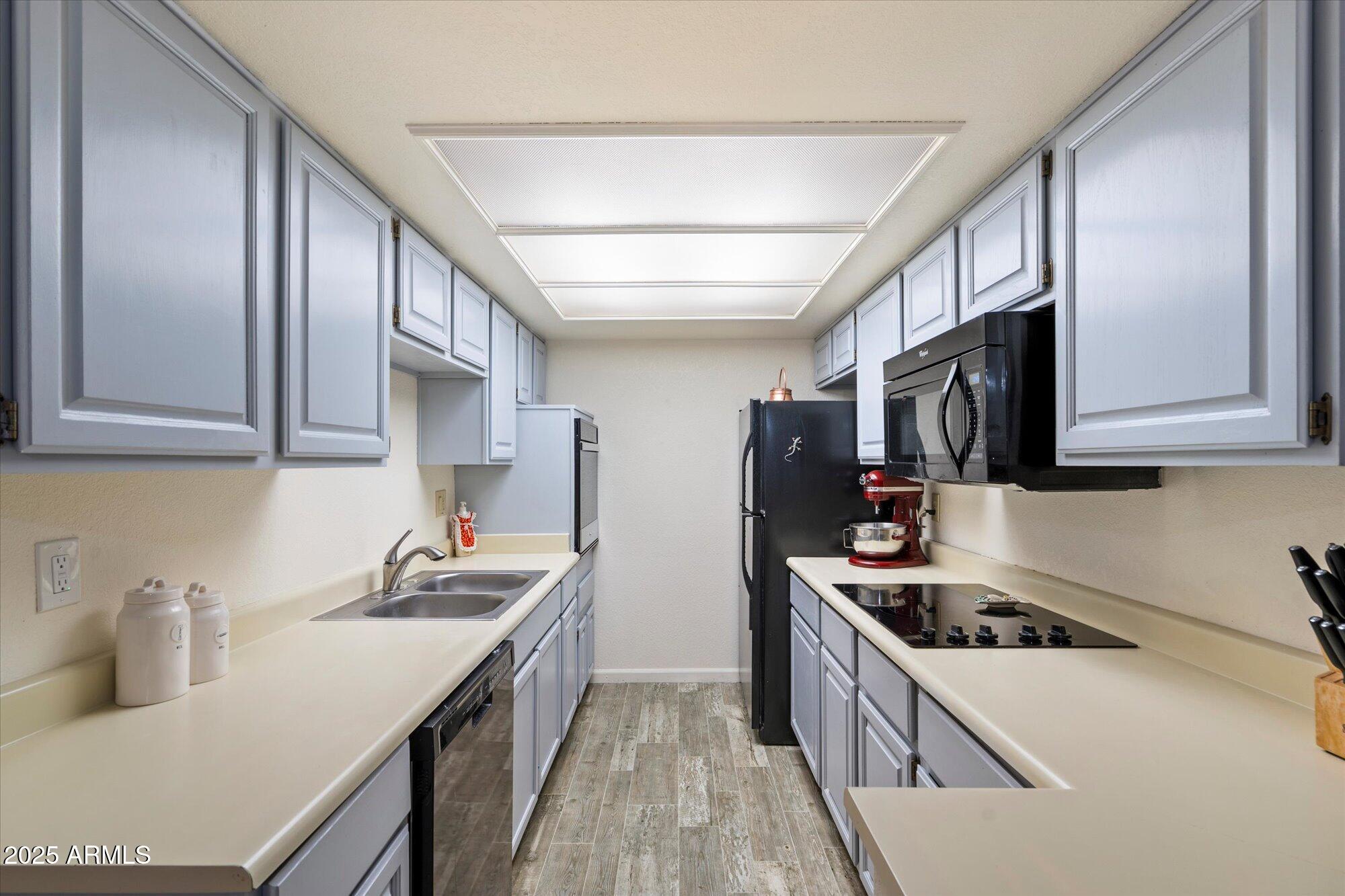 4141 North 31st Street, Unit 326 Phoenix, AZ 85016 - Photo 20 of 28 Kitchen