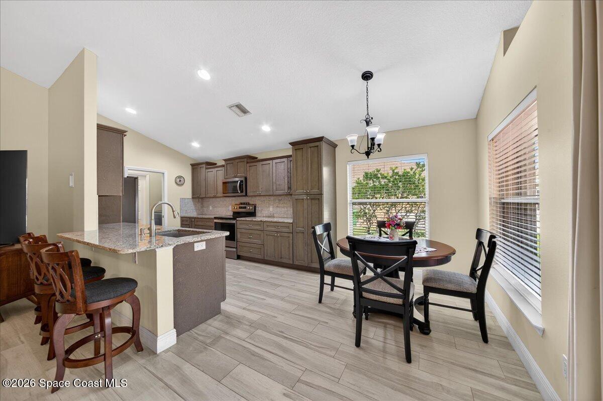 1143 Old Millpond Road Melbourne, FL 32940 - Photo 4 of 46 12-JGP_1136