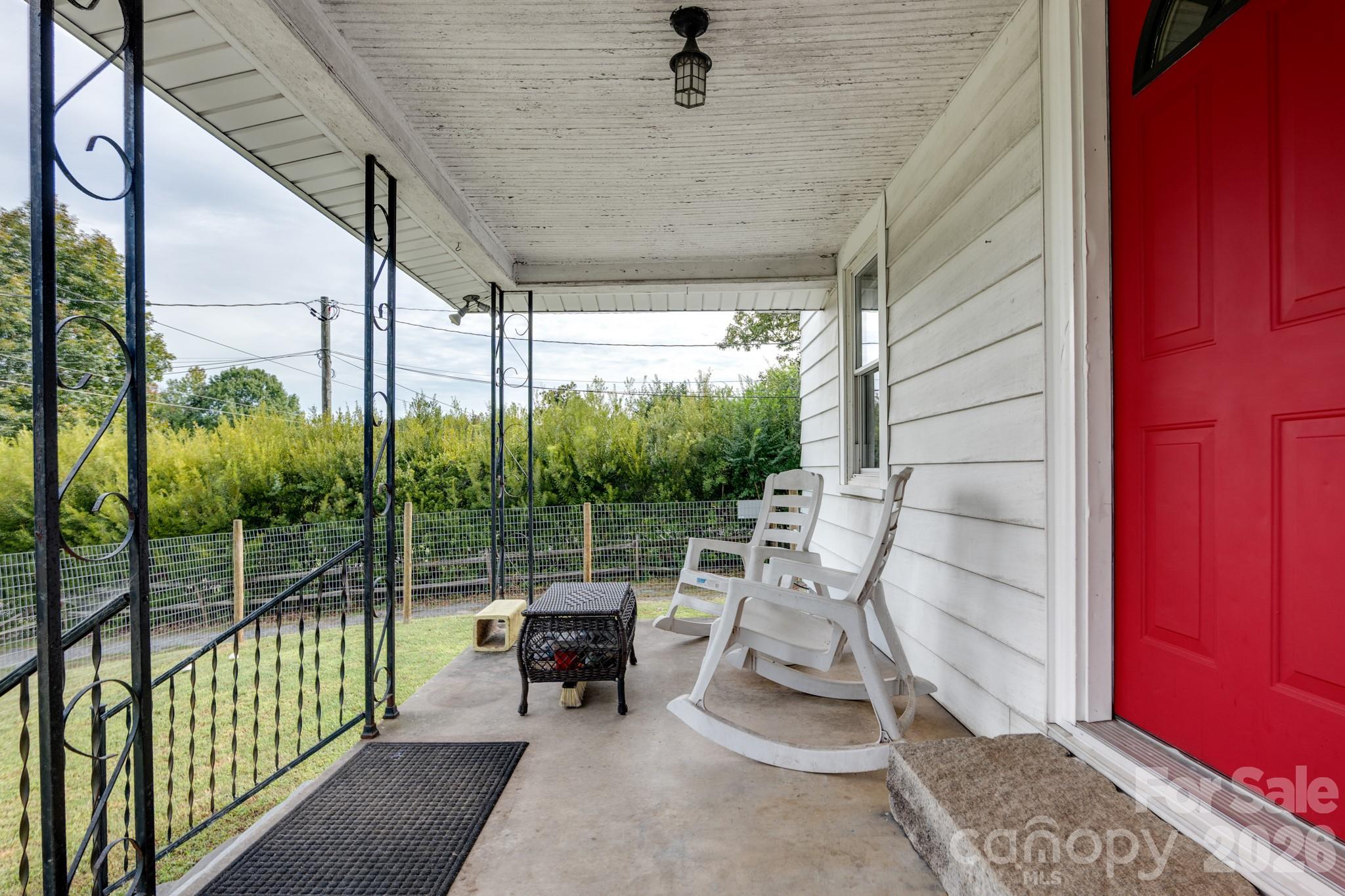 585 Eastview Road Salisbury, NC 28146 - Photo 3 of 20 Gallery Image 3