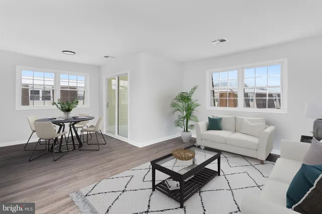 $2,000 | 20-3 Florence Tollgate, Florence, NJ 08518