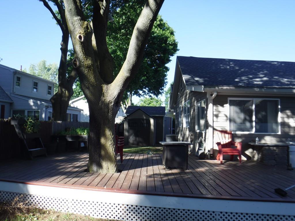9 Howard Street Saugus, MA 01906 - Photo 23 of 24 Gallery Image 23