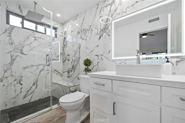 $399,999 | 2514 North Tustin Avenue, Unit 71, Santa Ana, CA 92705