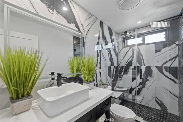 $399,999 | 2514 North Tustin Avenue, Unit 71, Santa Ana, CA 92705