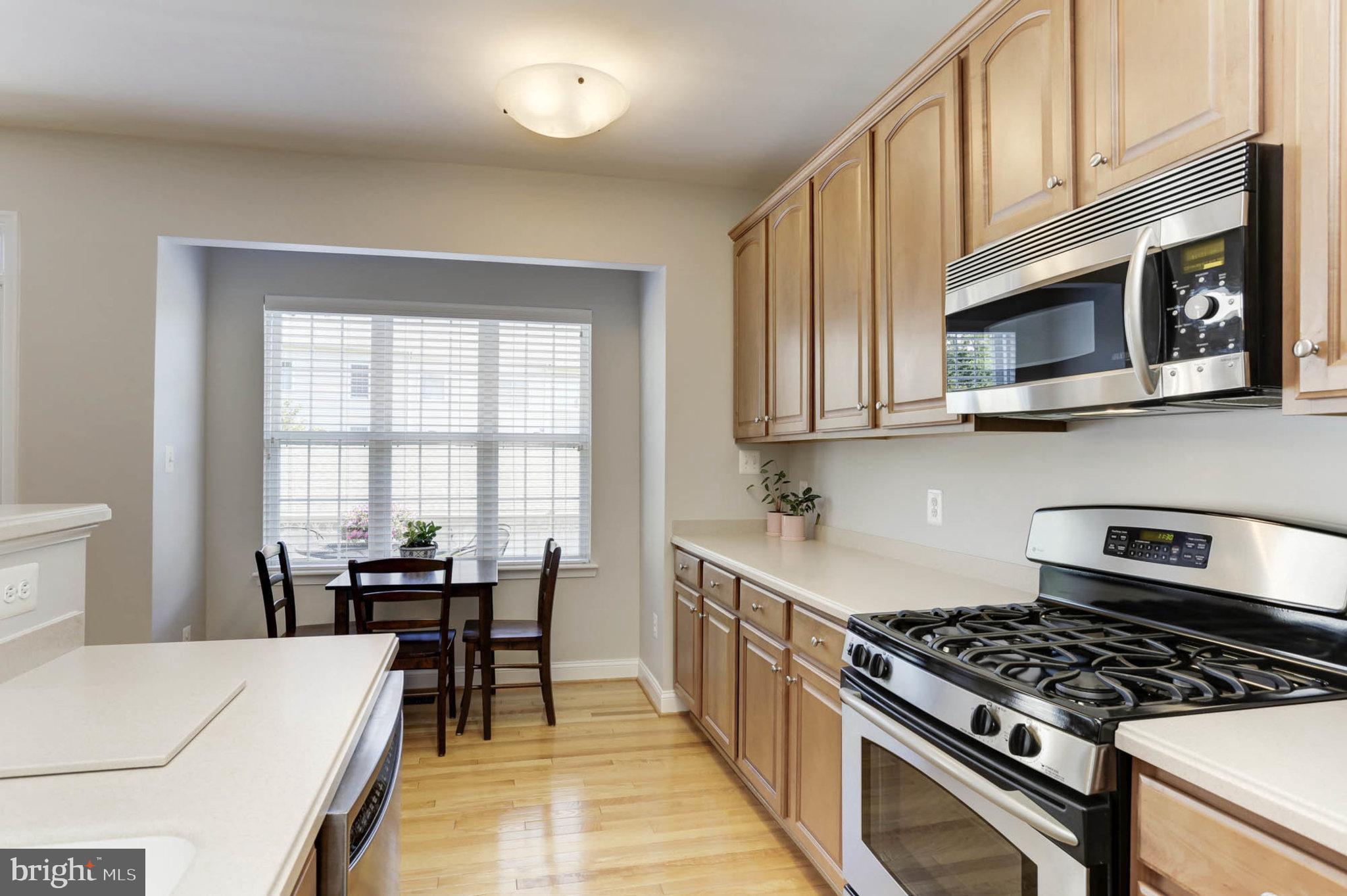 1027 Gaither Road Rockville, MD 20850 - Photo 21 of 71 Main Level - Eat-In Kitchen