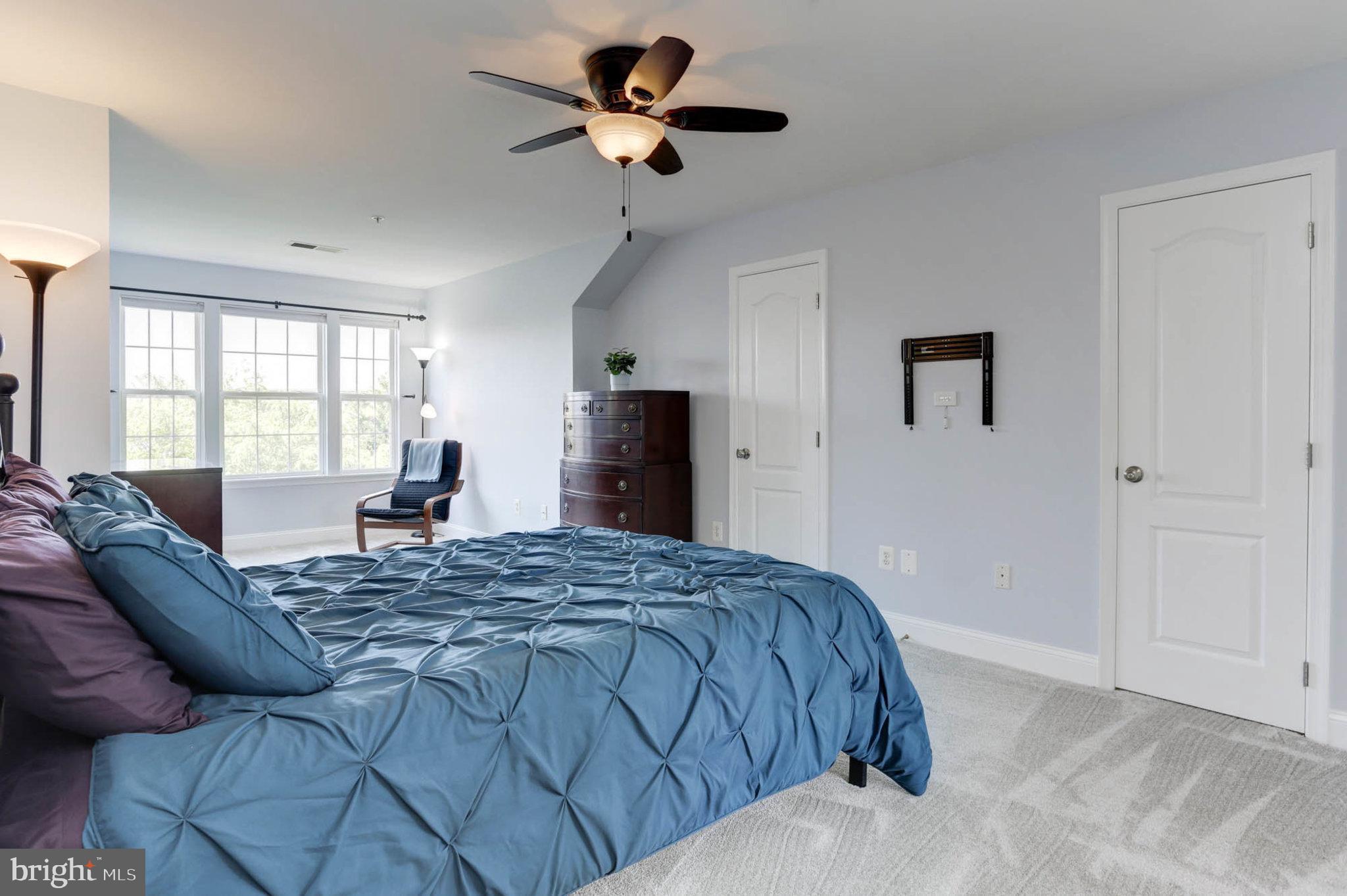 1027 Gaither Road Rockville, MD 20850 - Photo 34 of 71 4th Floor - Owners Bedroom Suite