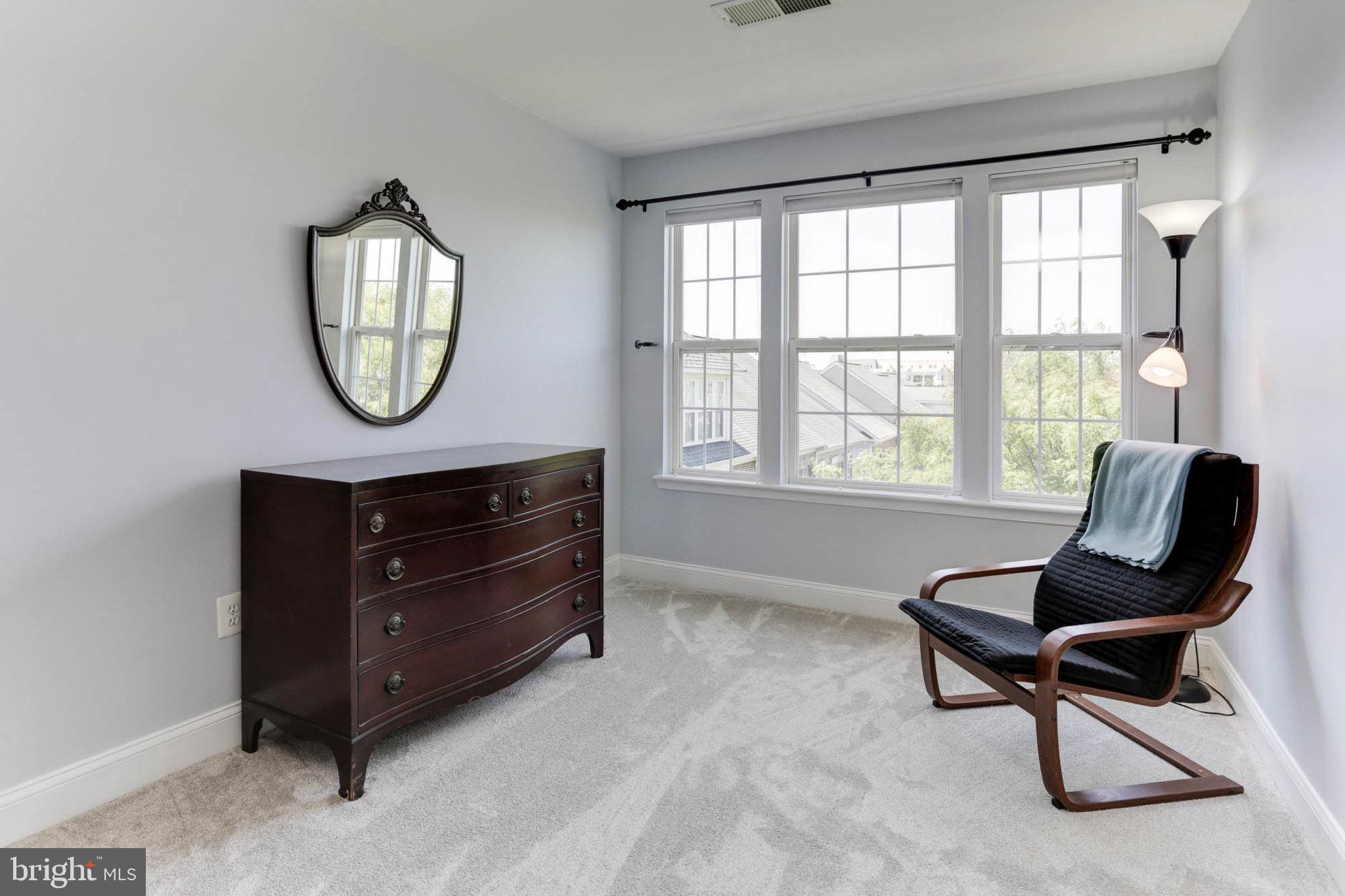 1027 Gaither Road Rockville, MD 20850 - Photo 37 of 71 4th Floor - Owners Bedroom Suite
