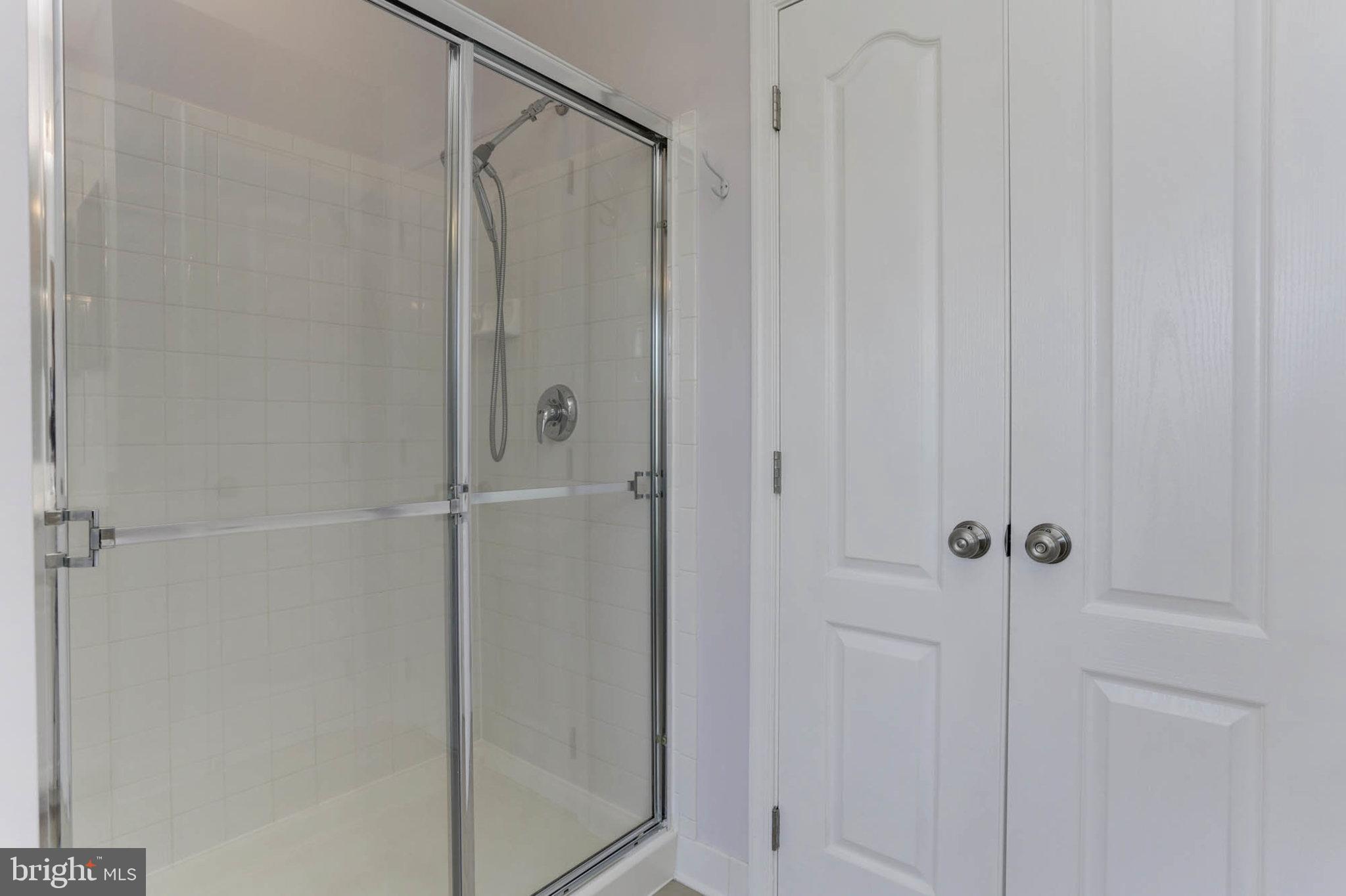 1027 Gaither Road Rockville, MD 20850 - Photo 41 of 71 4th Floor - Owners Bedroom Ensuite Super Bath