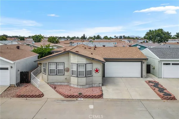 $215,000 | 27250 Murrieta Road, Unit 253, Menifee, CA 92586