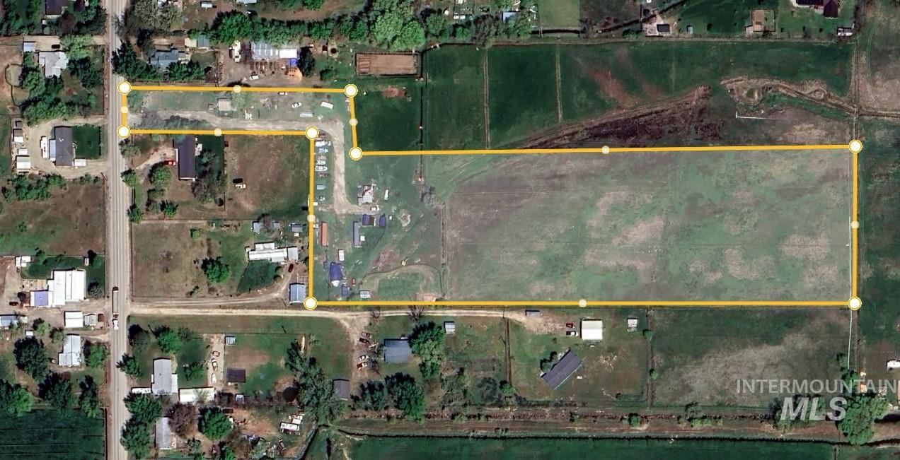 2412 South Mill Road Emmett, ID 83617 - Photo 1 of 18 Map / location featuring property boundaries highlighted