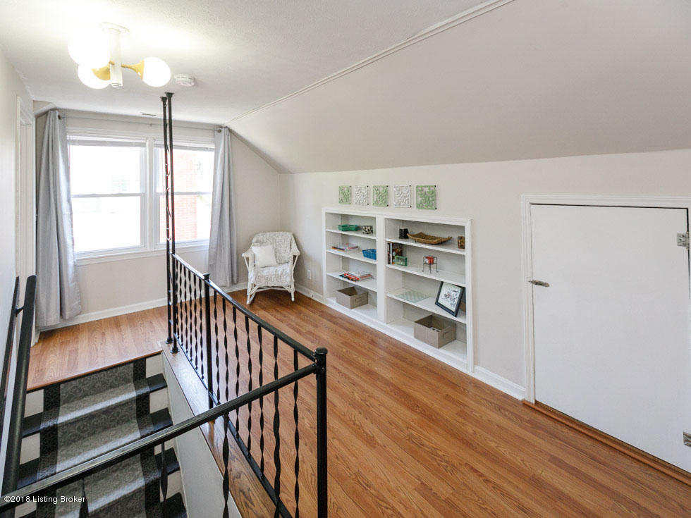 3035 Rosedale Boulevard Louisville, KY 40220 - Photo 30 of 50 030