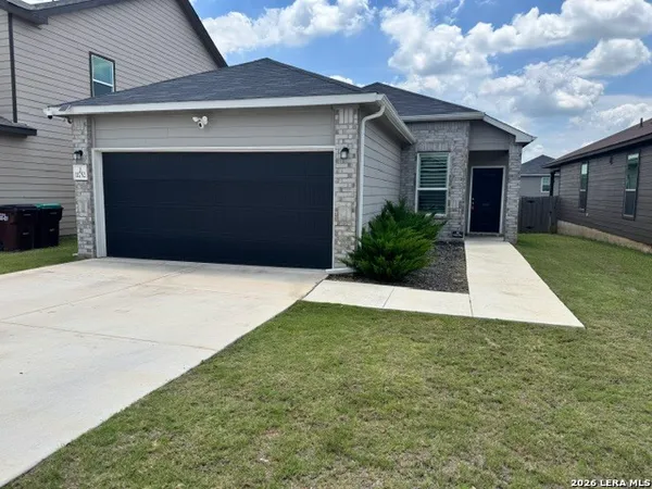 $1,595 | 11752 Red Pheasant, San Antonio, TX 78245