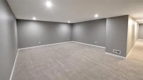 $435,000 | 530 South Maple Street, Gardner, KS 66030