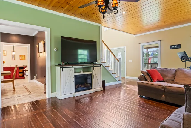 $659,000 | 25 Amos Court, Lewiston, ME 04240